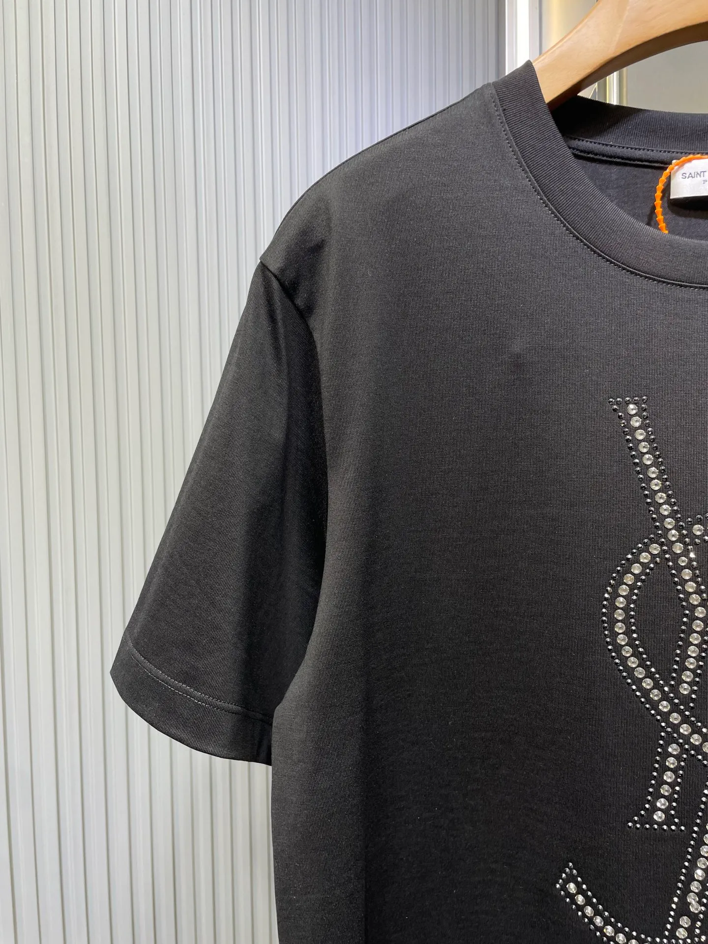 YSL🌟【 Original】 2025 T ； ， YSL ，✨buling✨buling✨ ！ size：s-xxxl